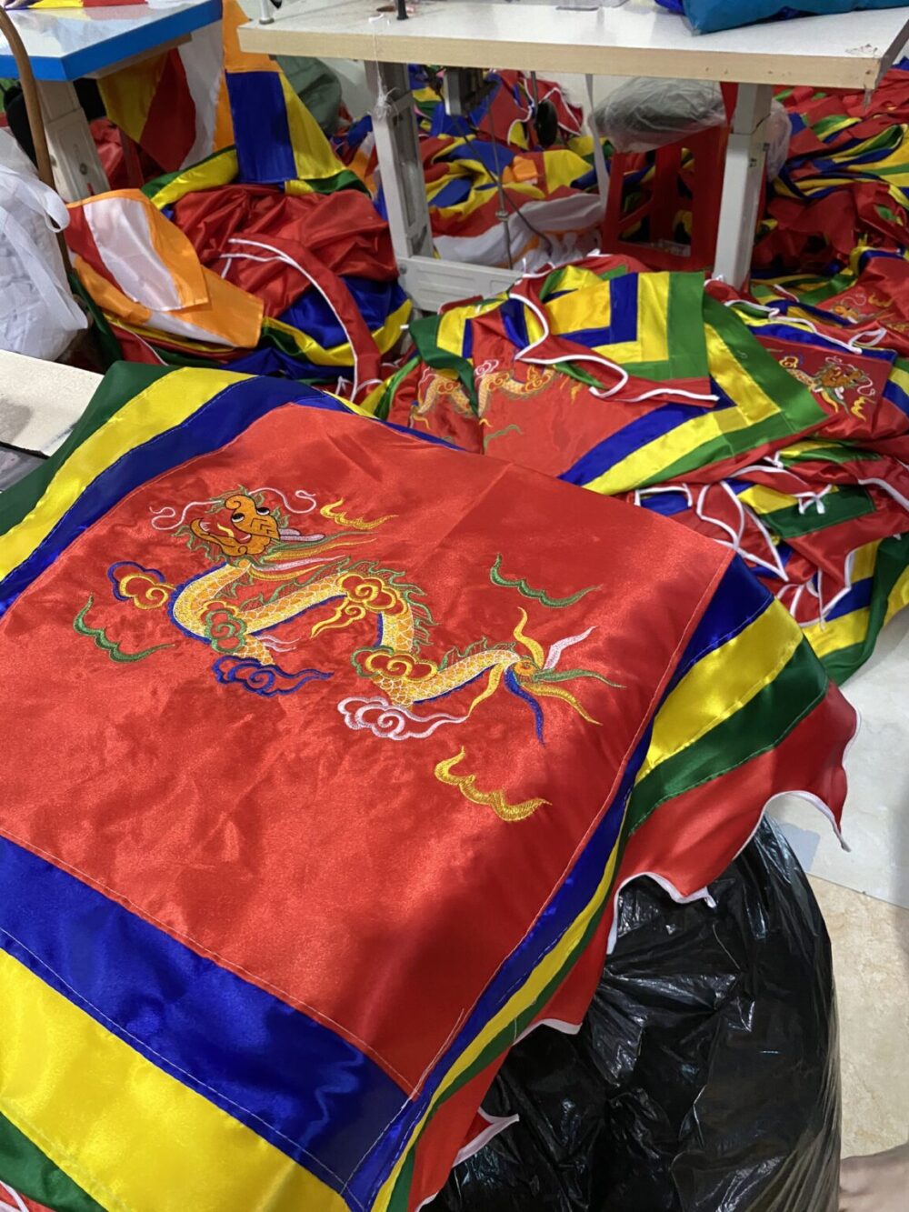 Thêu cờ lễ hội theo yêu cầu - Xưởng May Cờ Hà Nội 038.707.6789