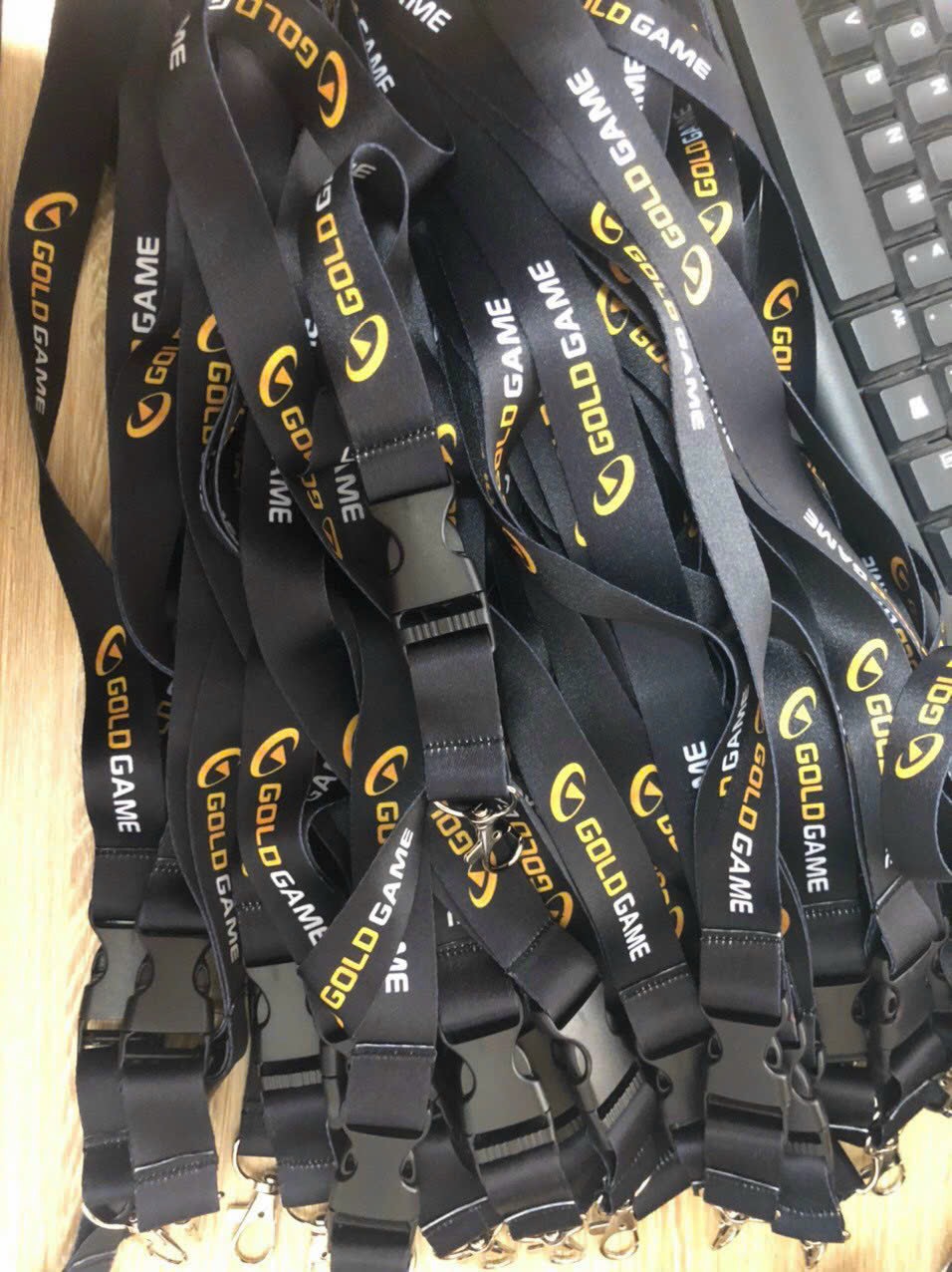 Dây đeo thẻ sự kiện